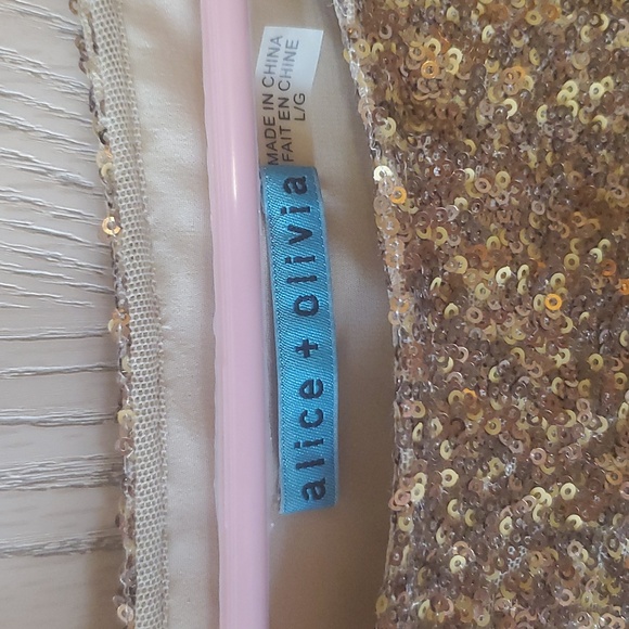 Alice + Olivia Very Flashy Golden Colored Glitter ✨️ Top - Picture 2 of 5